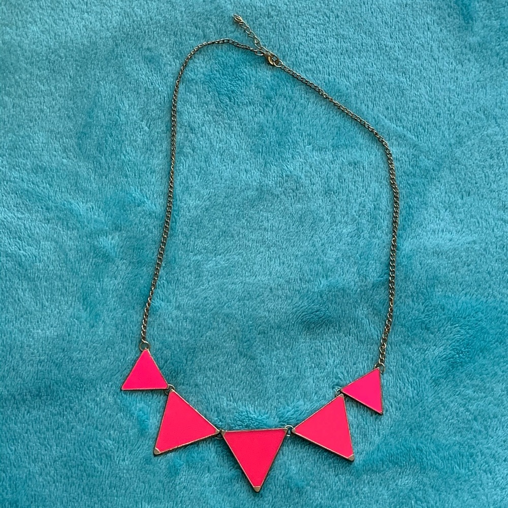 NWOT Pink and Gold Triangle Statement Necklace